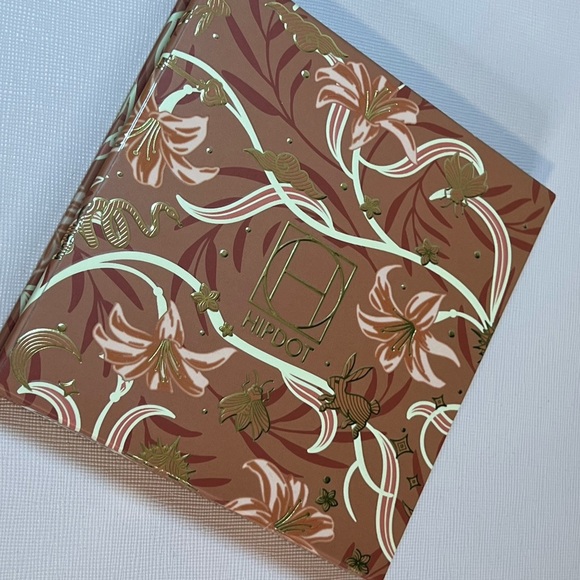 HIPDOT • WITCHY WARMS • NEW IN BOX - Picture 3 of 7